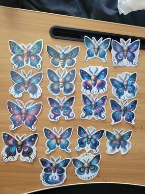 🌹New🌹 20pc Galaxy Butterfly Holographic  Stickers -
